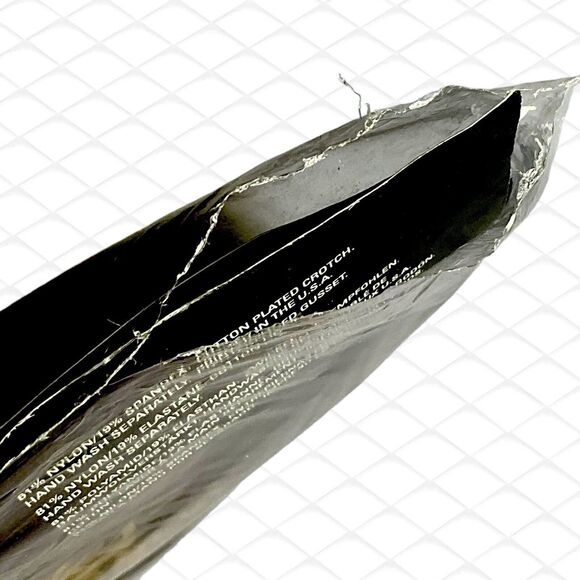 Silkies Ultra Jet Black Size Large Shapely Perfection Pantyhose Silky Sheer Legs - Picture 4 of 5